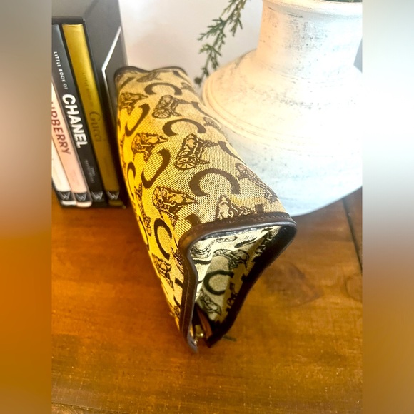 Celine Horse Carriage Vintage Clutch (with COA) - Picture 4 of 12
